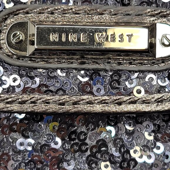Nine West Grey Sequin Crossbody Purse Credit Card Purse Evening Bling Wristlet - Picture 12 of 16